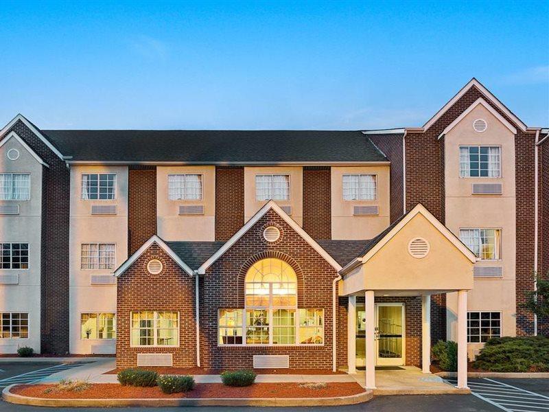 Microtel Inn & Suites By Wyndham Florence/Cincinnati Airpo Exterior foto