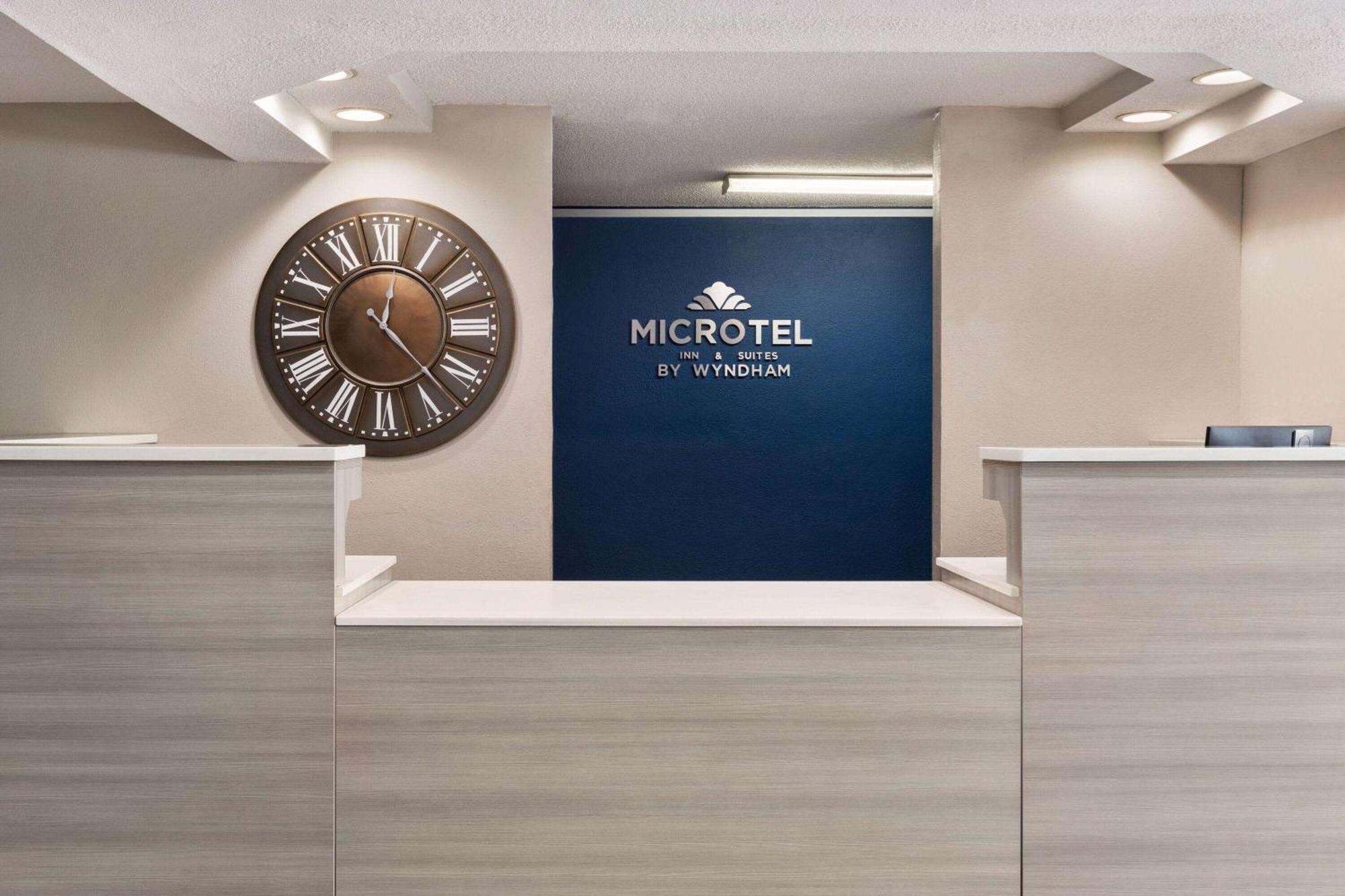 Microtel Inn & Suites By Wyndham Florence/Cincinnati Airpo Exterior foto
